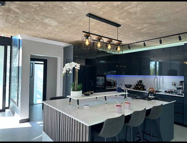 3 BEDROOM PROPERTY TO RENT IN LYNNWOOD